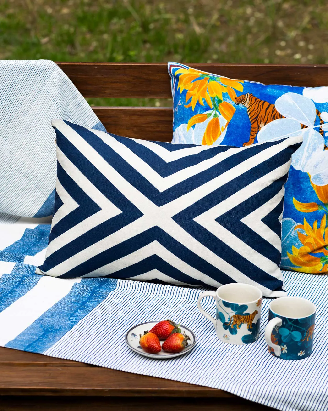 Bhoomi Cushion Cover - Indigo & Ivory