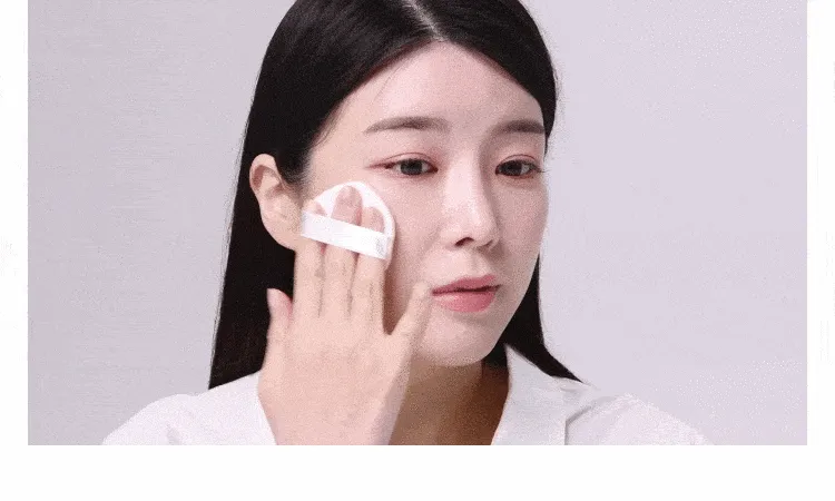 Glutathione C Glow Tone Up Sun Essence Cushion