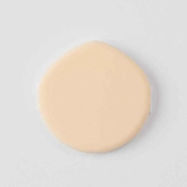 Glutathione C Glow Tone Up Sun Essence Cushion
