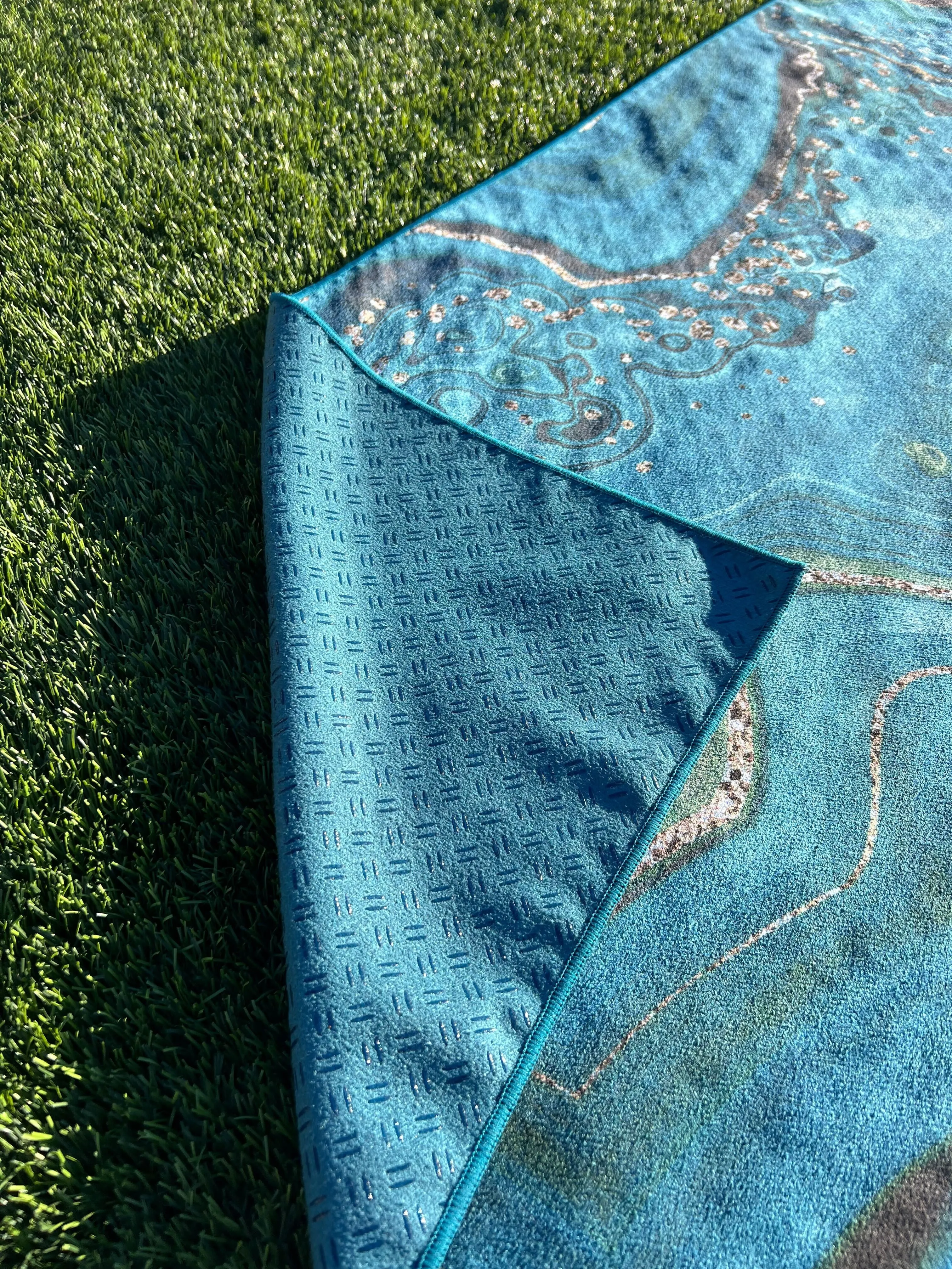 Mat Towel | Deep Sea Geode