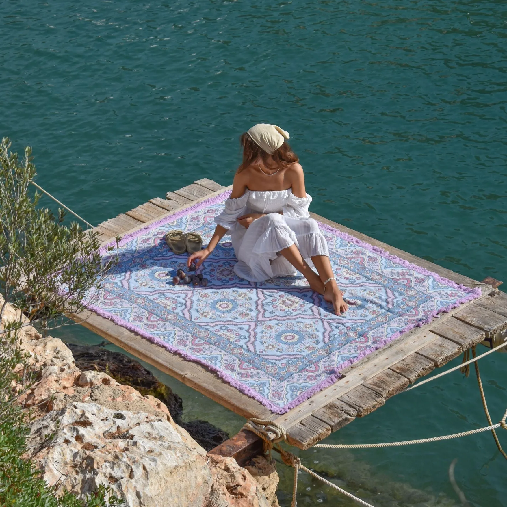 Mila Woven Picnic Rug XL