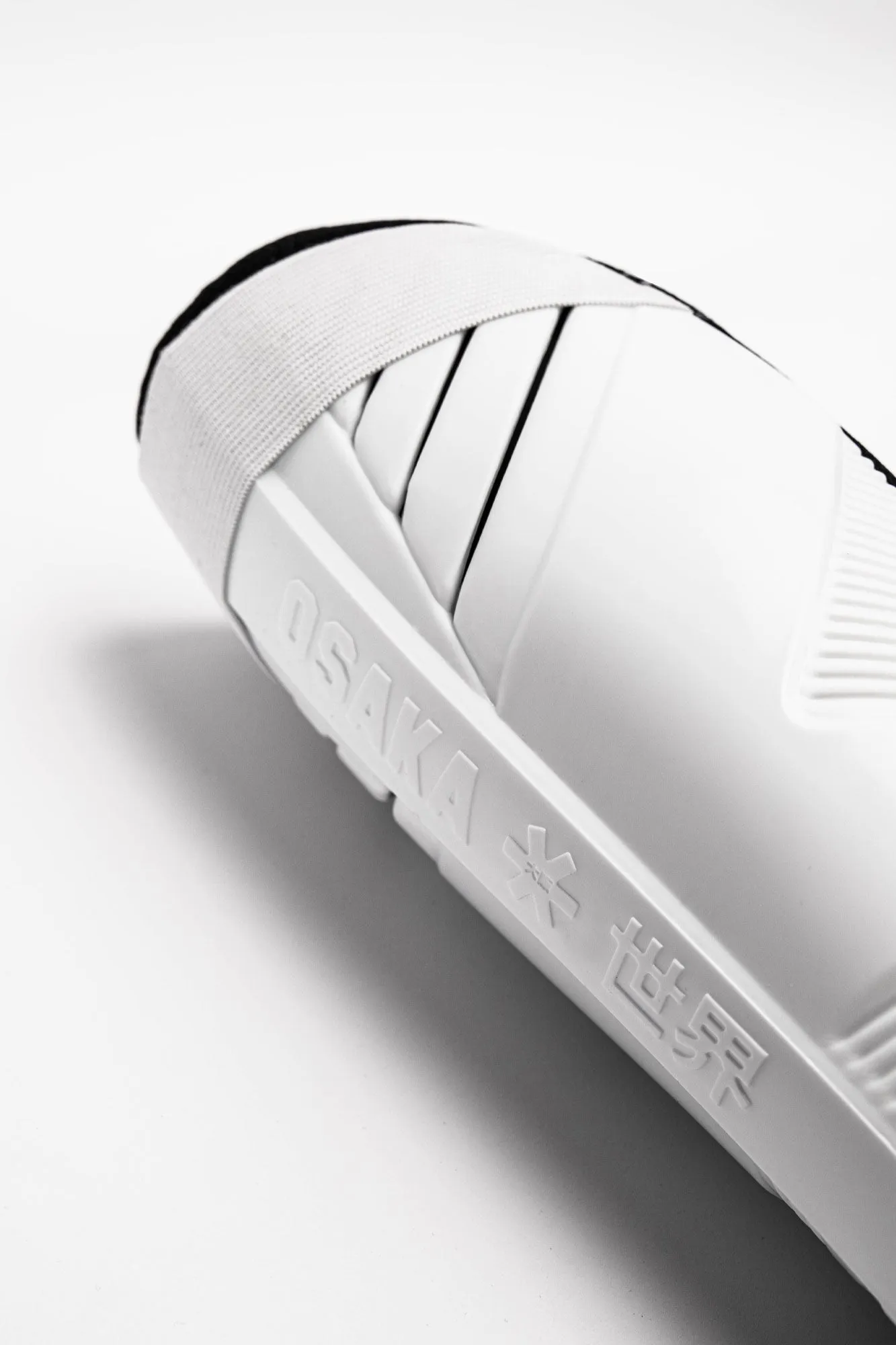 Osaka Shinguard White