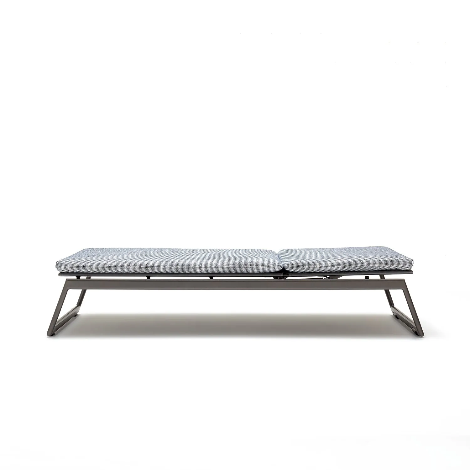 rolf benz | yoko outdoor sun lounger | anthracite
